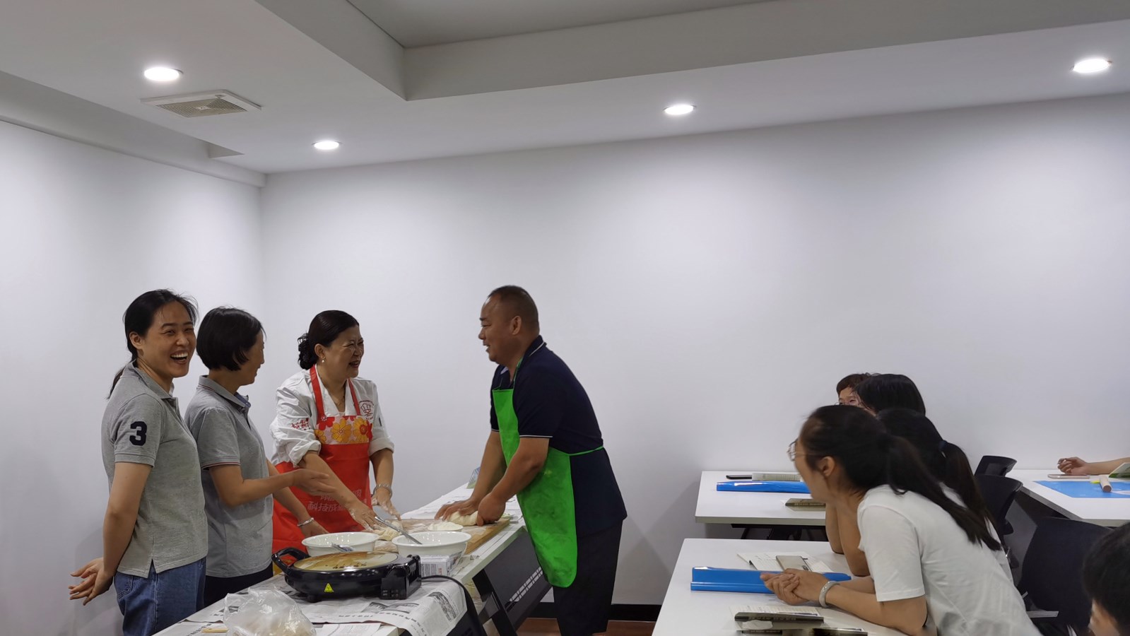 daf9b73c4071498b74c3a6530cc15ee.jpg daf9b73c4071498b74c3a6530cc15ee.jpg